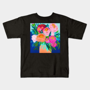 Vase of peonies II Kids T-Shirt